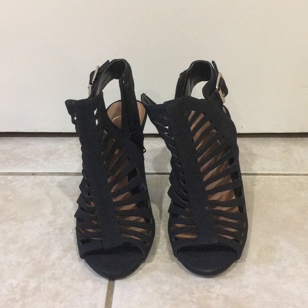 Women’s sandals